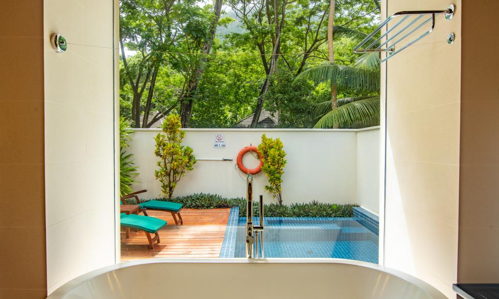 Labriz Silhouette Seychelles - Beach Villa with Garden Plunge Pool