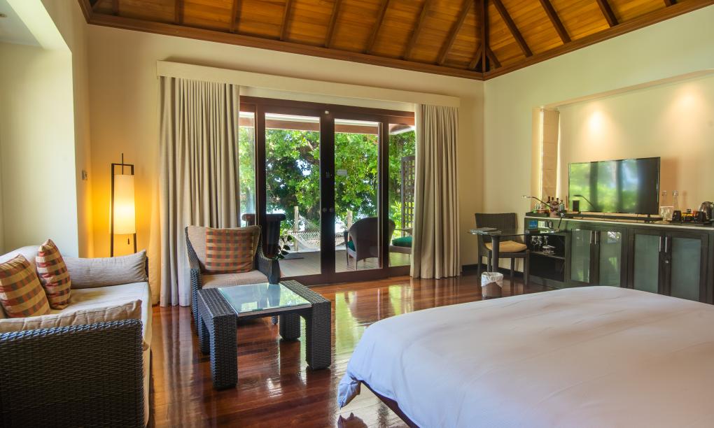 Labriz Silhouette Seychelles - Beach Villa