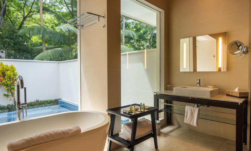 Labriz Silhouette Seychelles - Beach Villa with Garden Plunge Pool