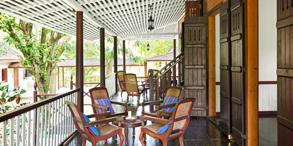 Labriz Silhouette Seychelles