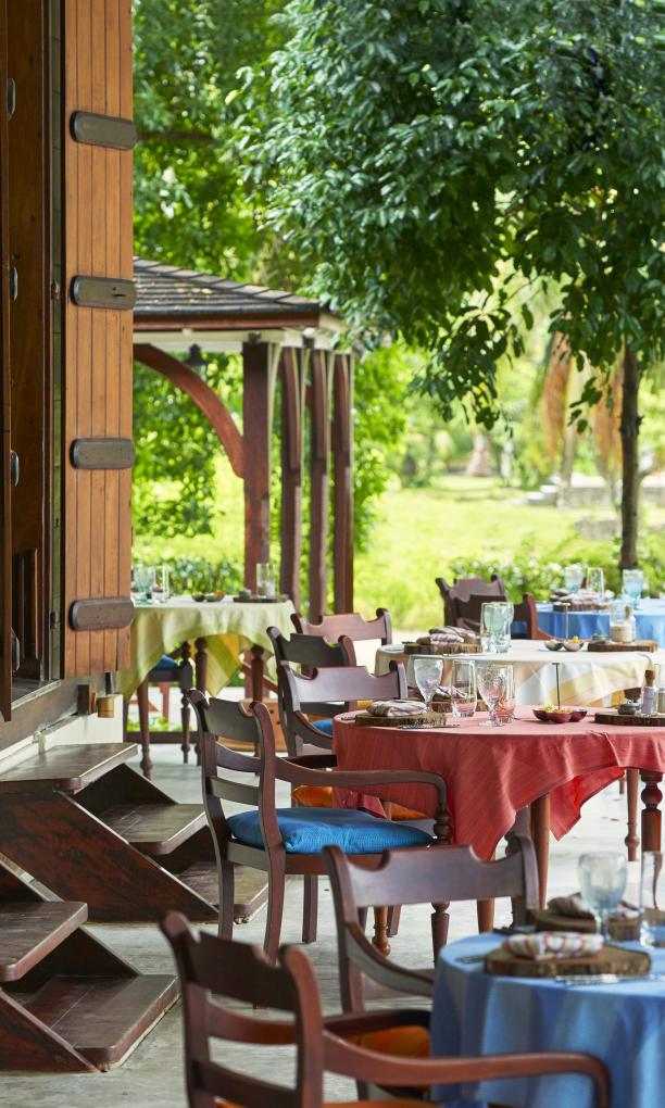 Labriz Silhouette Seychelles