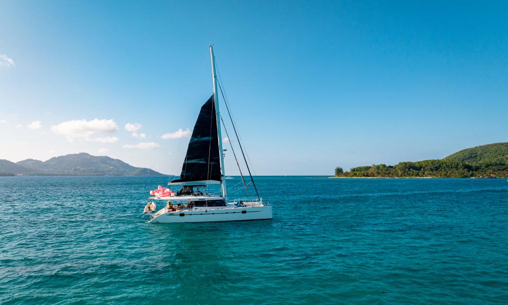 Seyscapes Yacht Charter Sparrow