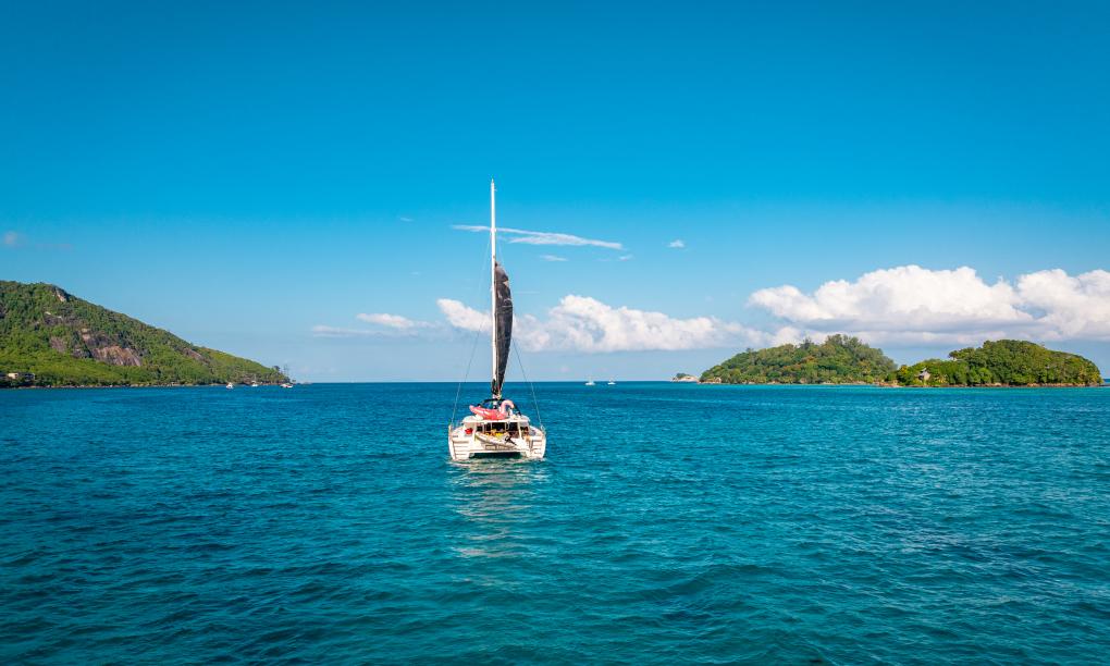 Seyscapes Yacht Charter Sparrow