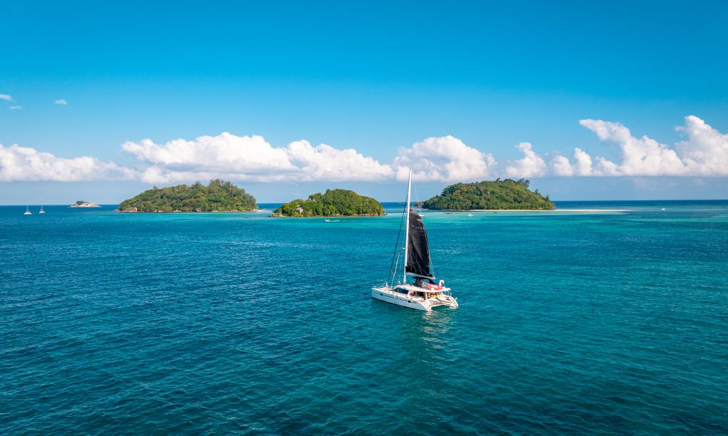 Seyscapes Yacht Charter Sparrow