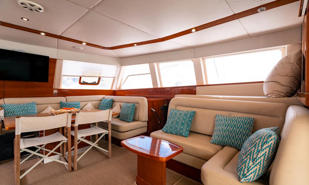 Seyscapes Yacht Charter Sparrow