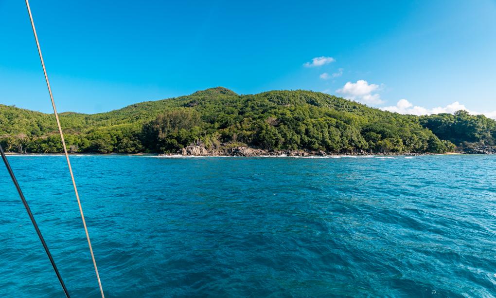 Seyscapes Yacht Charter Sparrow