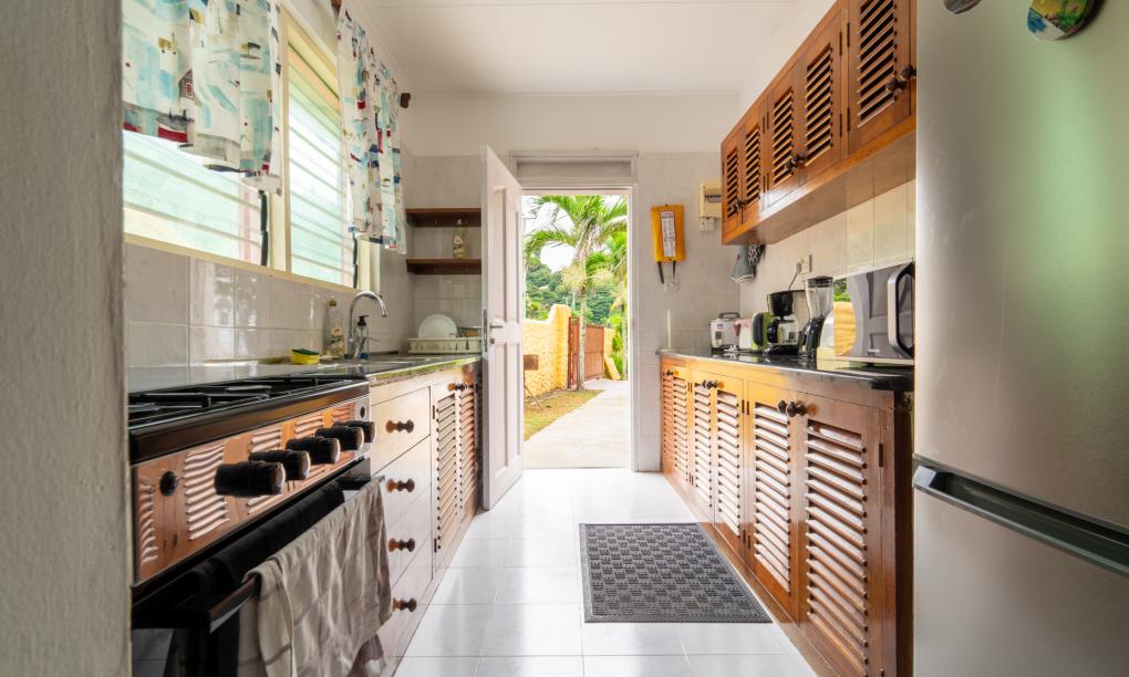 Bonnen Kare - 4-Bedrooms Beachfront Villa