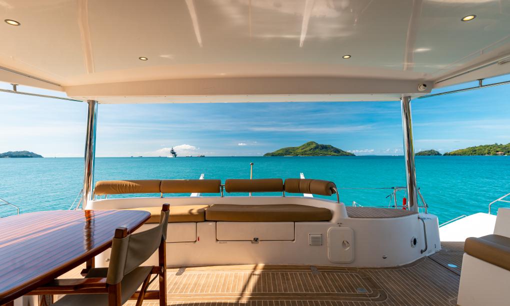 Seyscapes Yacht Charter Cirrus