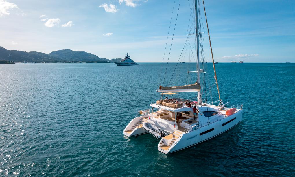 Seyscapes Yacht Charter Cirrus