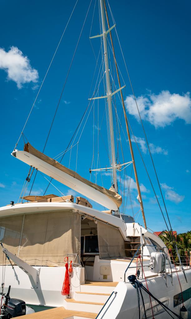 Seyscapes Yacht Charter Cirrus
