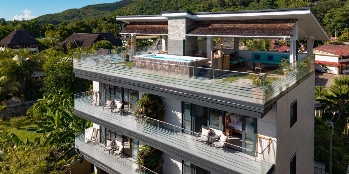 Joan Eco Relais