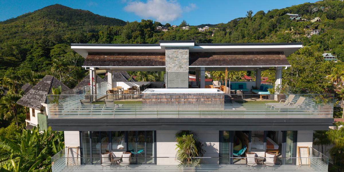 Joan Eco Relais
