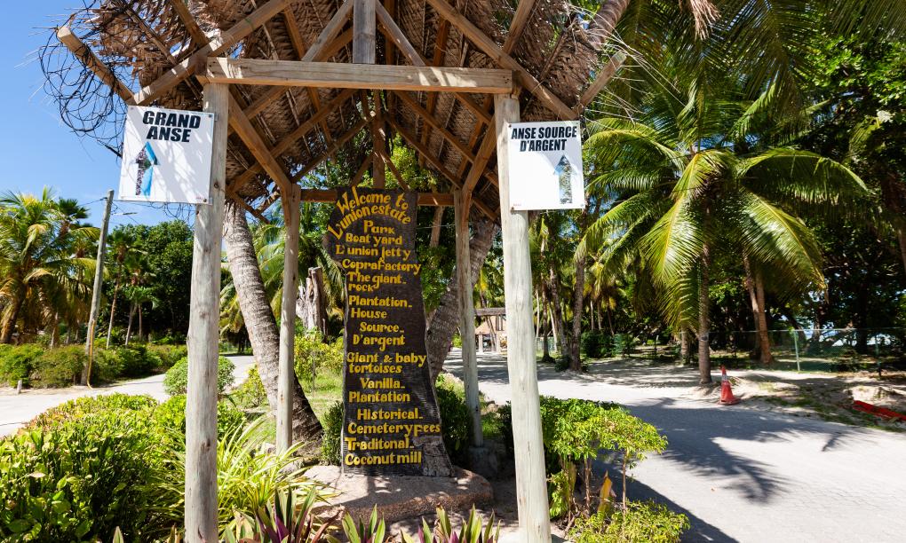 La Digue Coral Self Catering Apartments