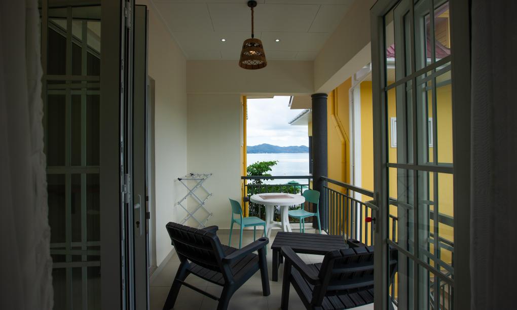 La Digue Coral Self Catering Apartments - Meerblick Appartement