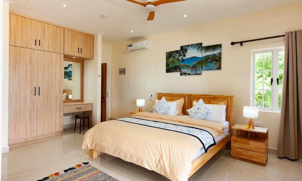 La Digue Coral Self Catering Apartments - Meerblick Appartement