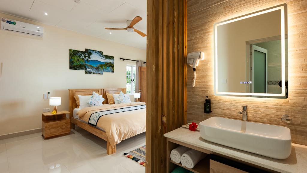 Photo 72: La Digue Coral Self Catering Apartments - La Digue (Seychelles)