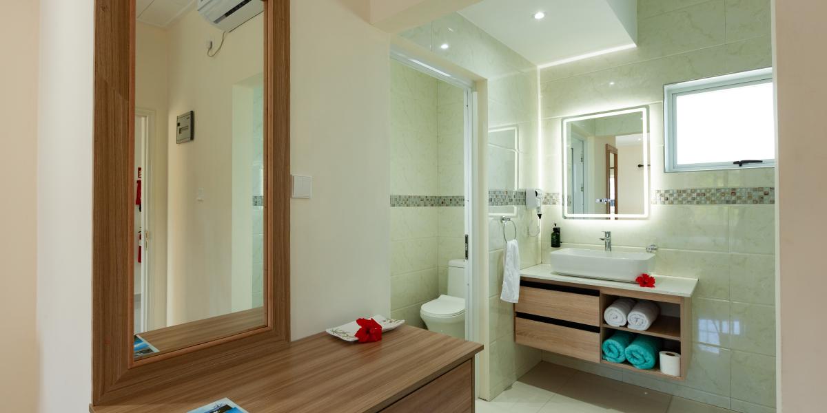 La Digue Coral Self Catering Apartments - Sea-View Apartment