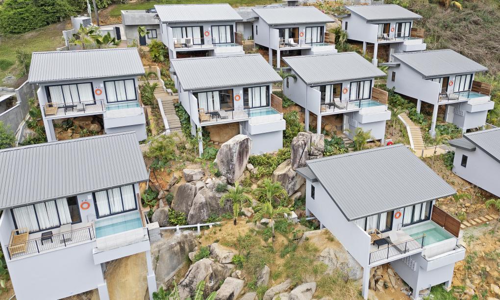 Red Palm Luxury Villas