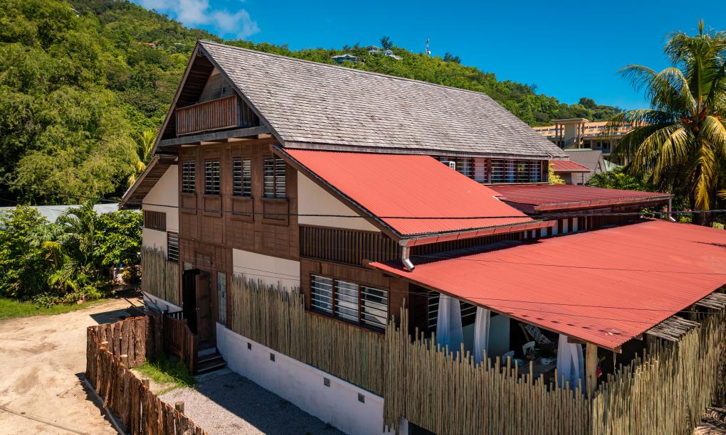 Kaz Dibwa Beach House