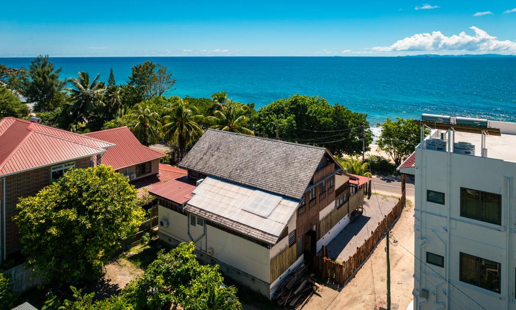 Kaz Dibwa Beach House