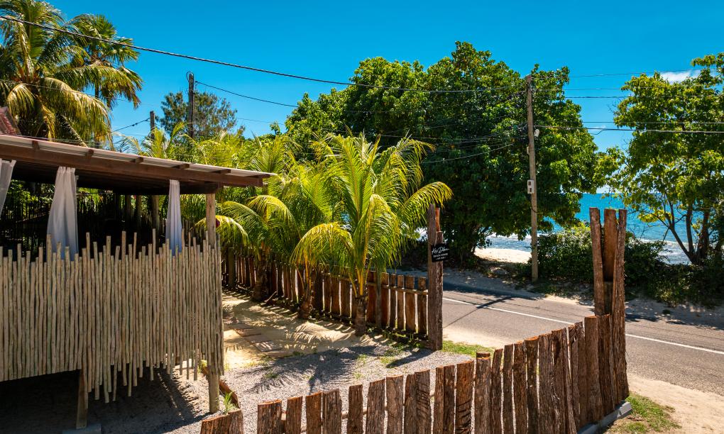 Kaz Dibwa Beach House