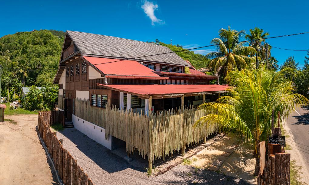 Kaz Dibwa Beach House