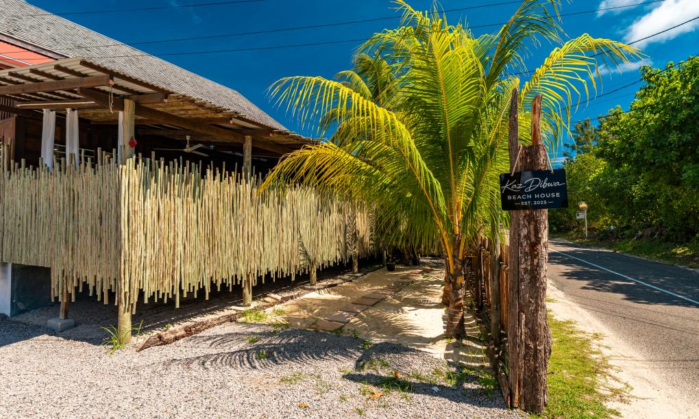 Kaz Dibwa Beach House