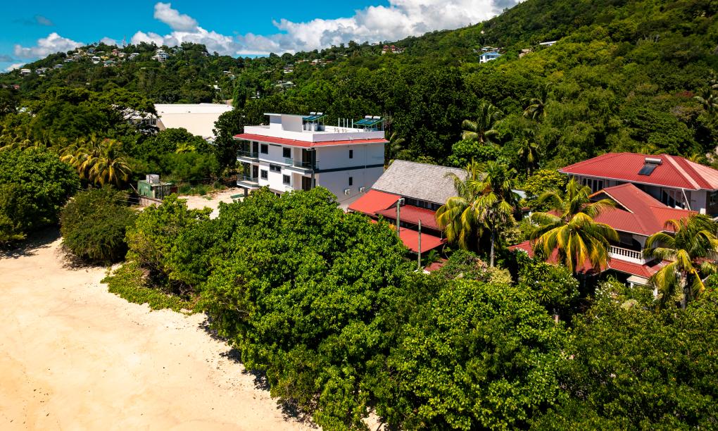Kaz Dibwa Beach House