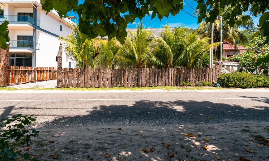 Kaz Dibwa Beach House