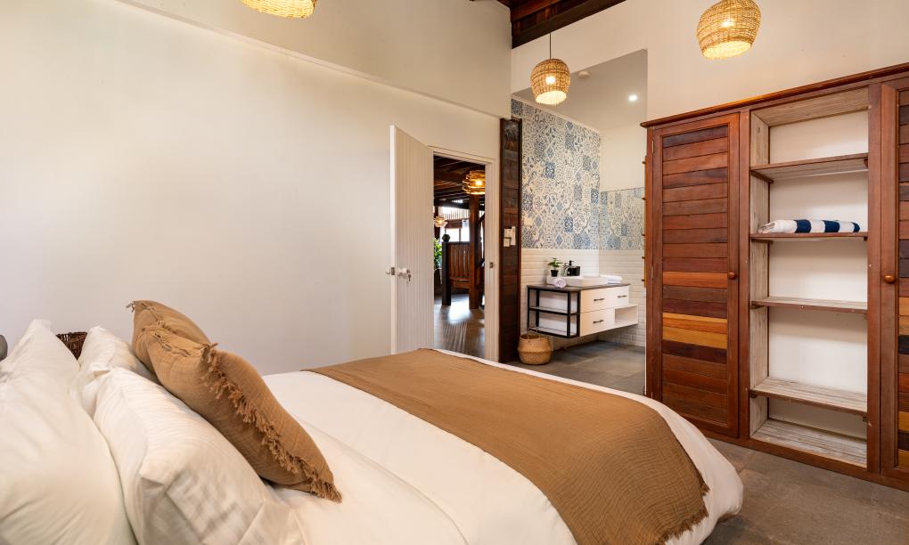 Kaz Dibwa Beach House - 3-Bedroom Villa