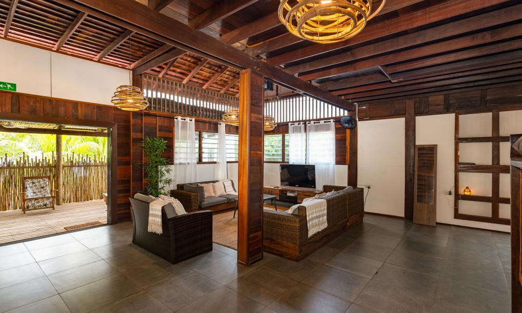 Kaz Dibwa Beach House - 3-Bedroom Villa