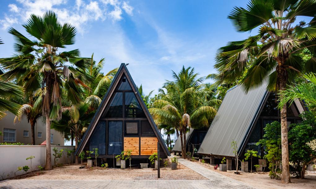Lou Lou Bungalows