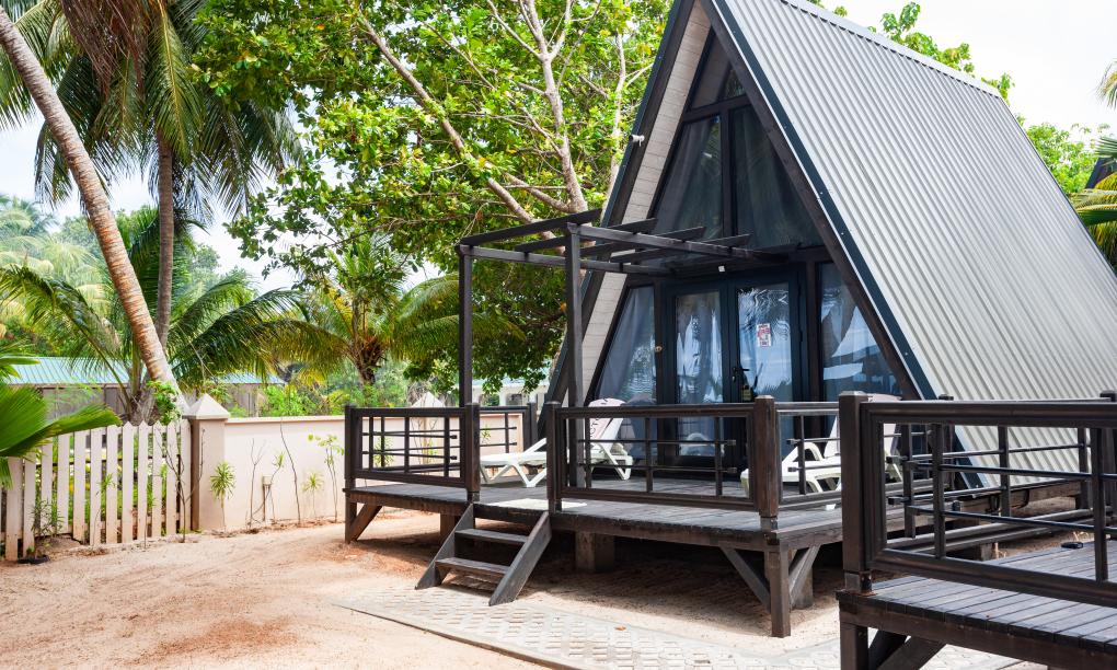 Lou Lou Bungalows