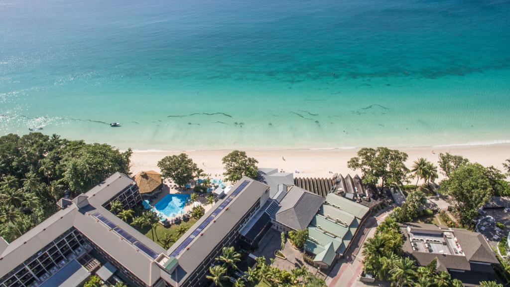 Photo 2: Coral Strand - Mahé (Seychelles)