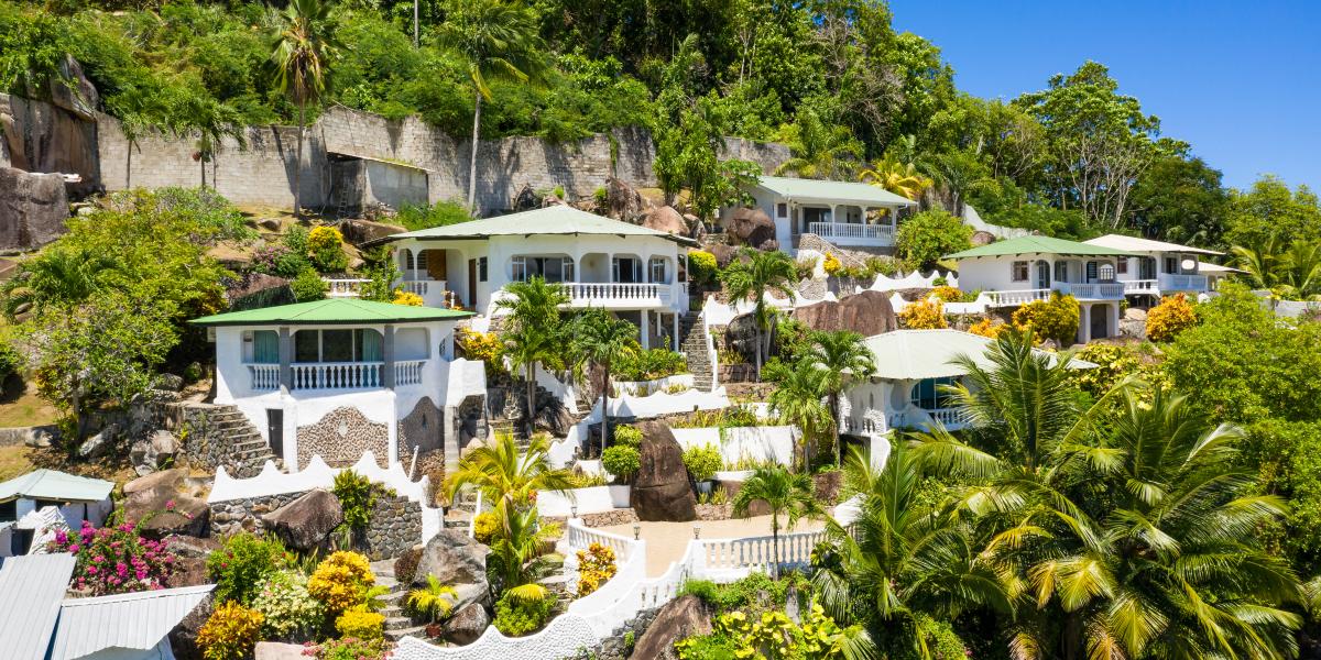 Lazare Picault Hotel