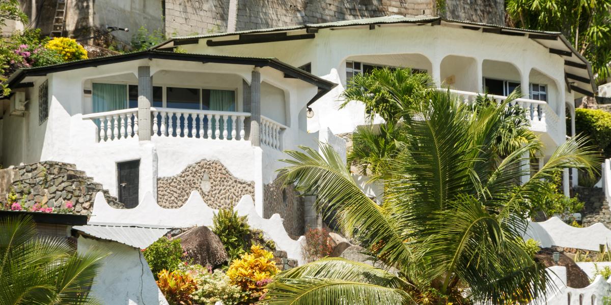 Lazare Picault Hotel