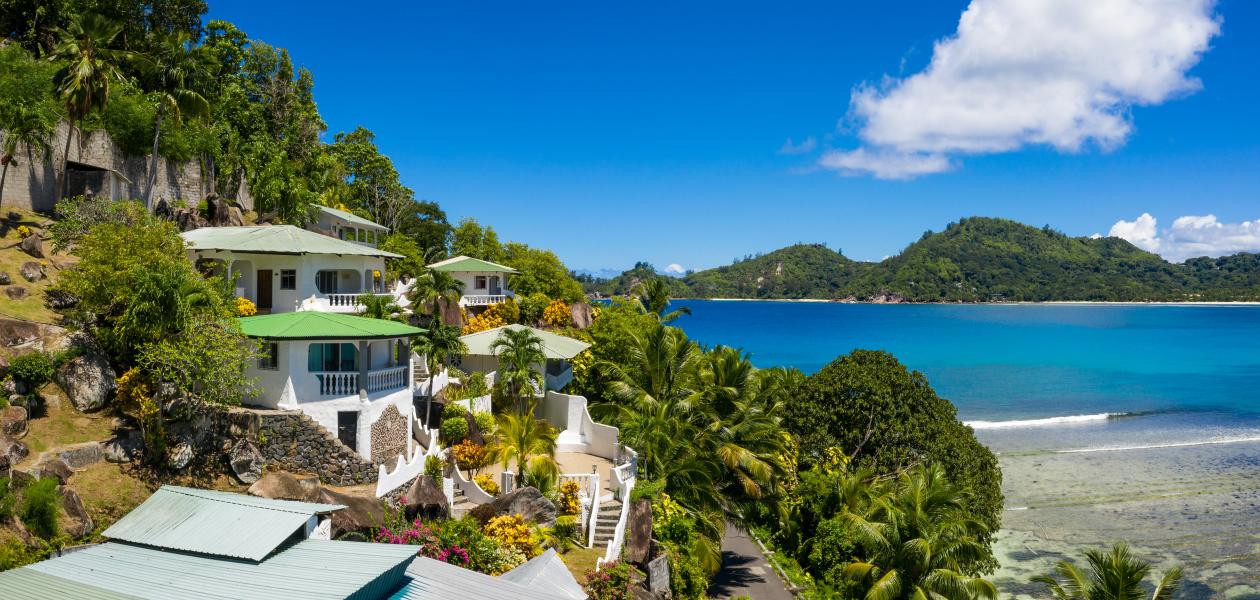 Lazare Picault Hotel - Photo 1