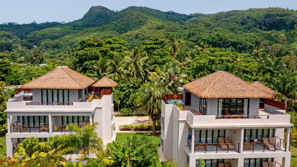 Photo 3: Blue Lagoon - Mahé (Seychelles)