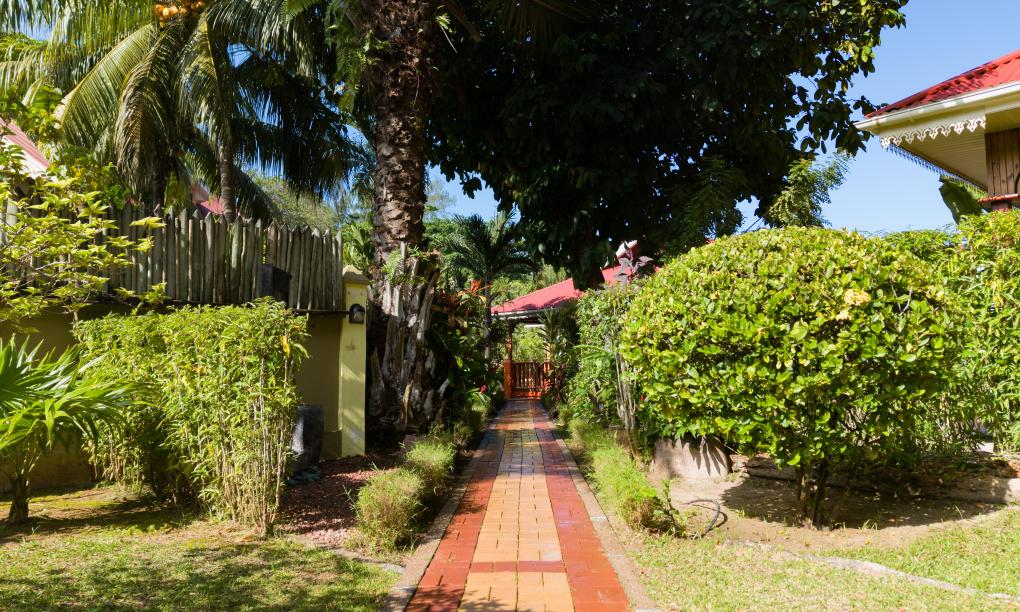 Casa de Leela & CocoLux Luxury Apartments