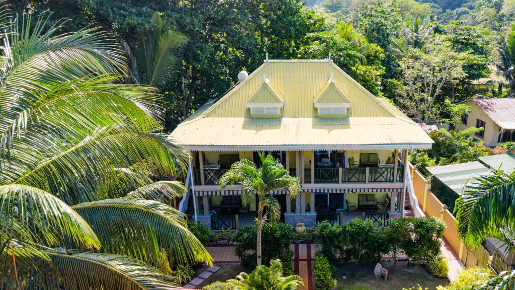 Photo 27: Casa de Leela & CocoLux Luxury Apartments - La Digue (Seychelles)