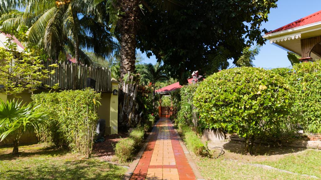 Photo 30: Casa de Leela & CocoLux Luxury Apartments - La Digue (Seychelles)