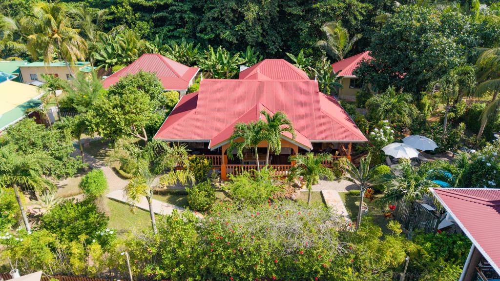 Photo 32: Casa de Leela & CocoLux Luxury Apartments - La Digue (Seychelles)