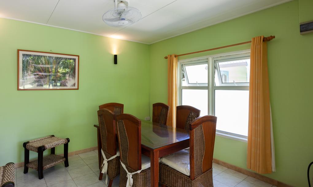 Kot Babi Guesthouse - 3-Bedroom Villa