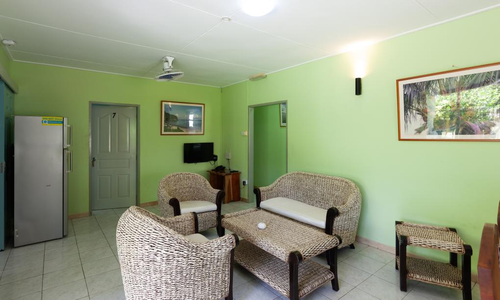 Kot Babi Guesthouse - 3-Bedroom Villa