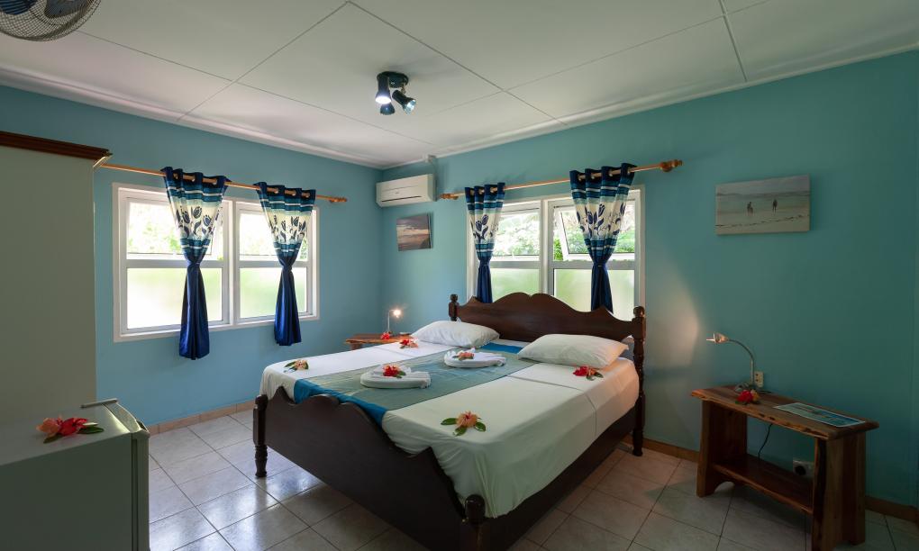 Kot Babi Guesthouse - 3-Bedroom Villa