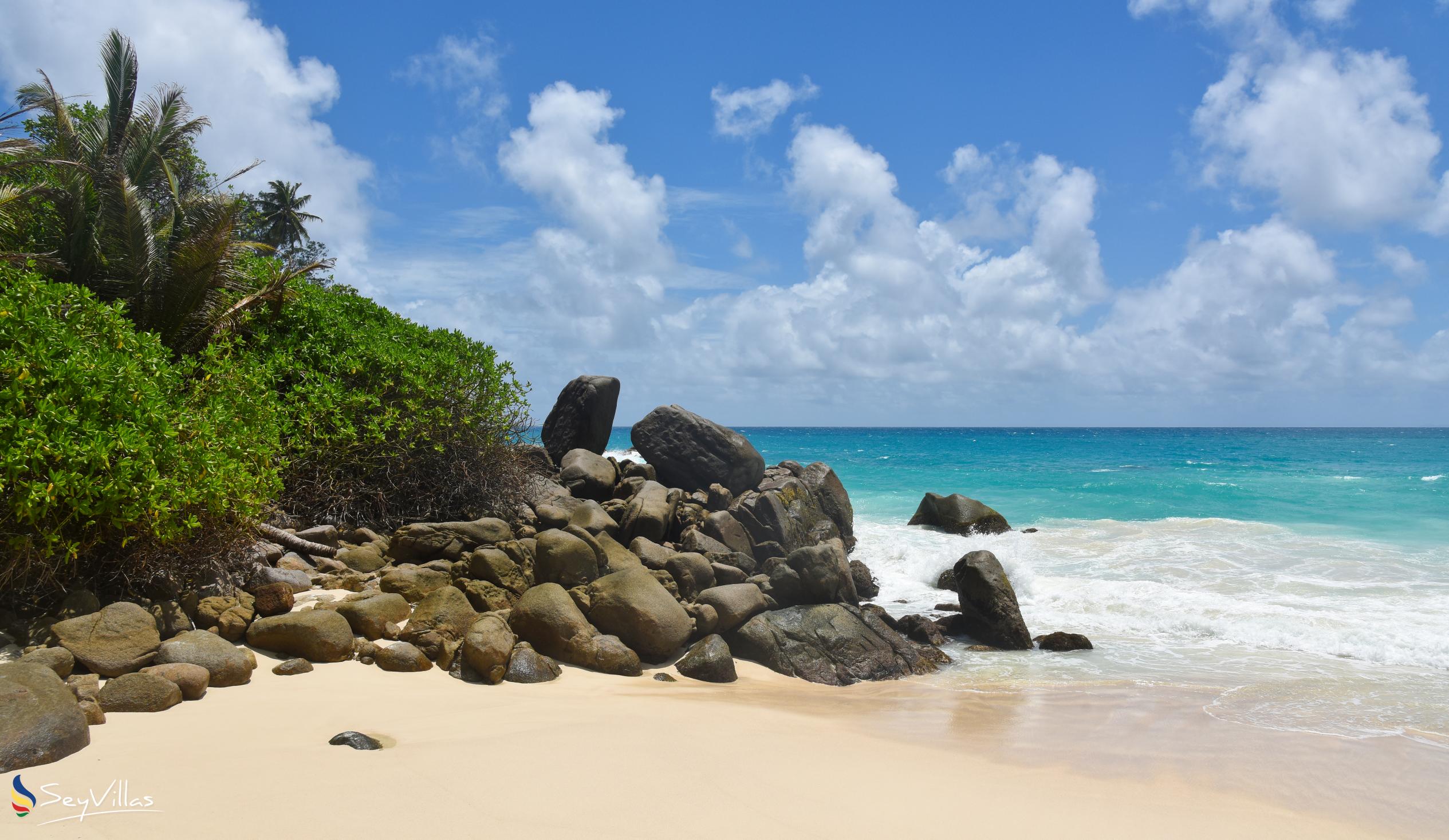 Foto 2: Carana Beach - Mahé (Seychellen)