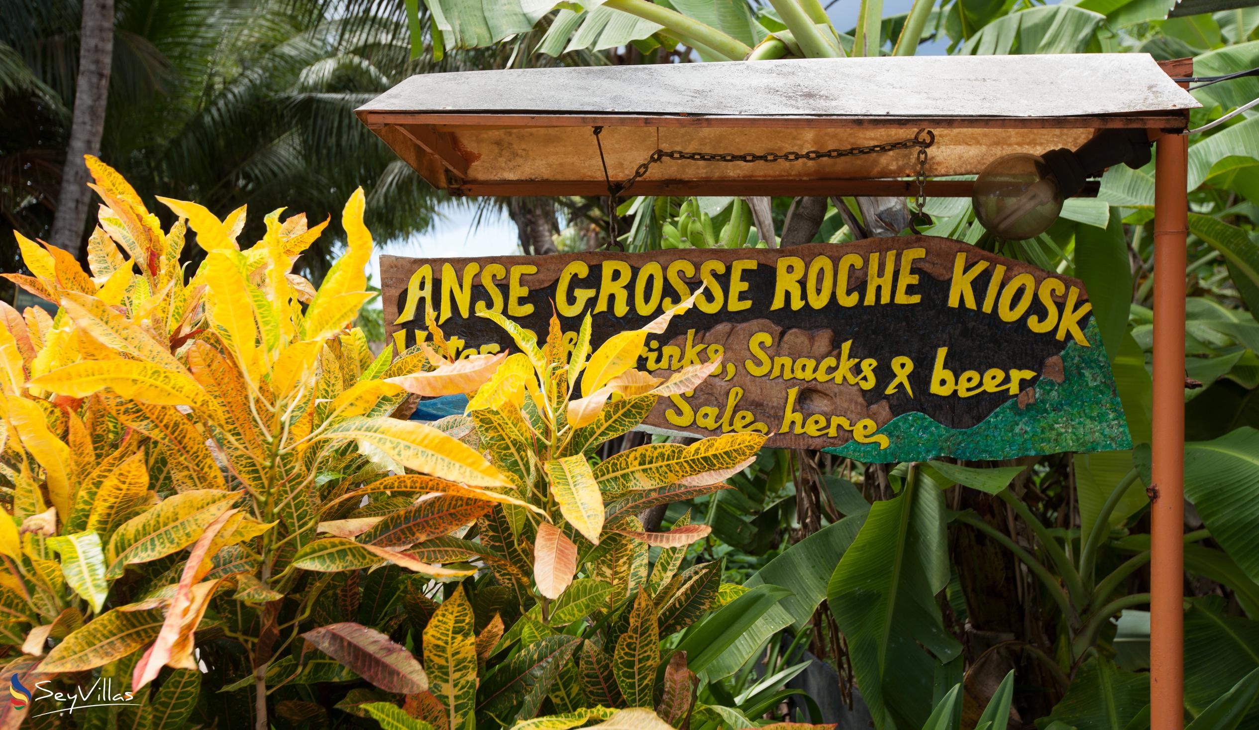 Foto 5: Anse Grosse Roche - La Digue (Seychellen)