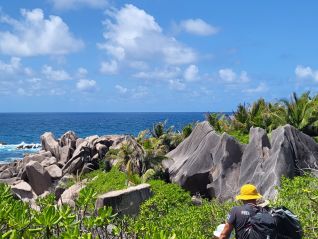 hike-and-trail-sunny-trail-guide-anse-marron-adventure-hiking-tour-img-1085