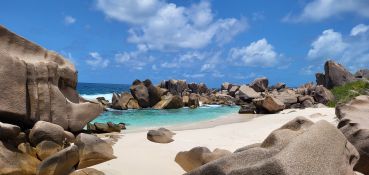 Sunny Trail Guide - Randonnée aventure à l'Anse Marron