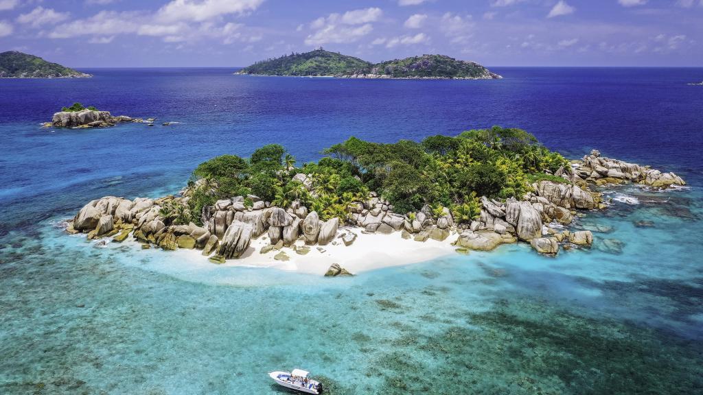 Coco Island (Photo: Torsten Dickmann) Coco Island (Photo: Torsten Dickmann)